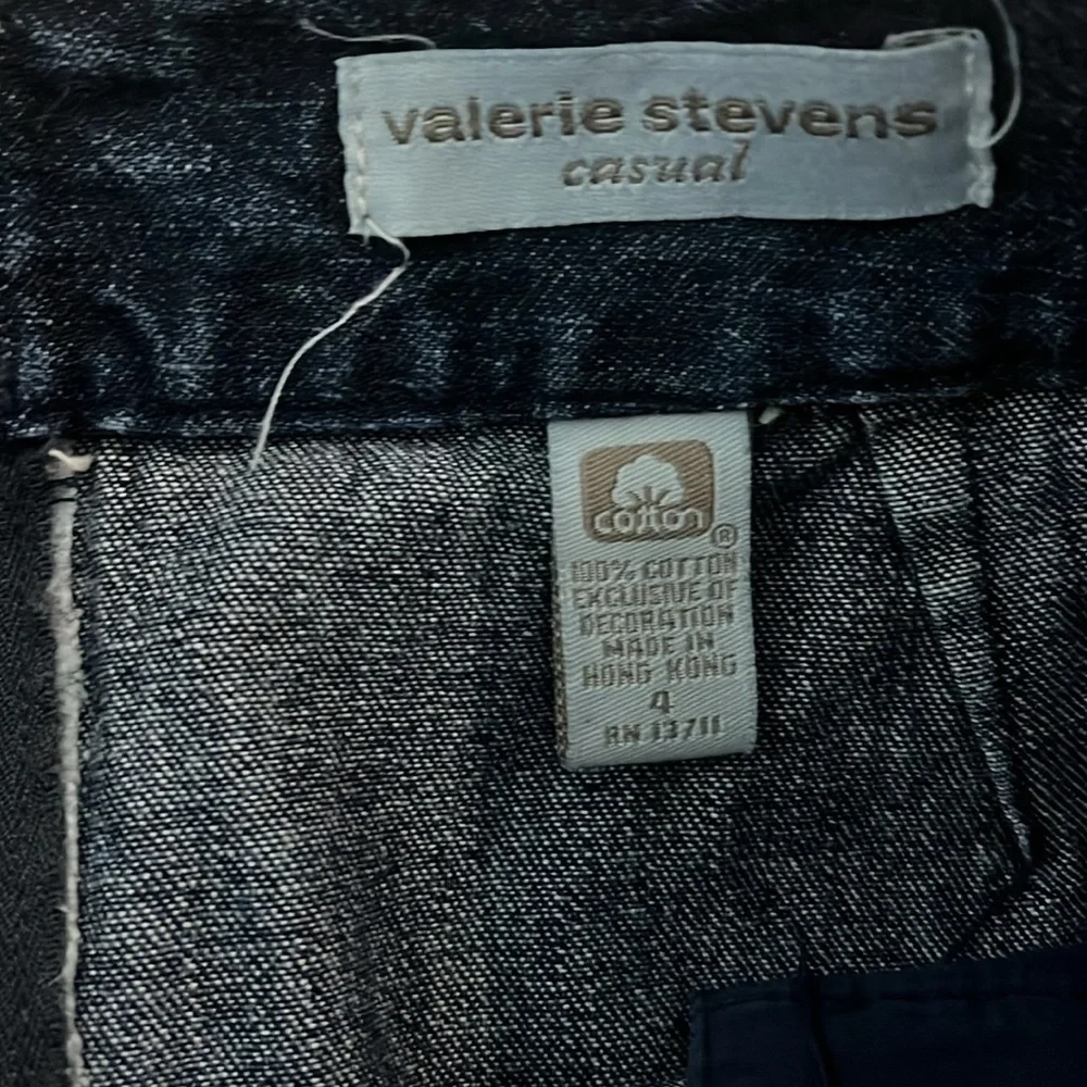 Beautiful Embroidered Y2K Denim Valerie Stevens Zip Back Skirt w Pockets size 4 - Picture 3 of 5